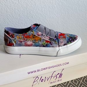 Blowfish slip-on floral shoes